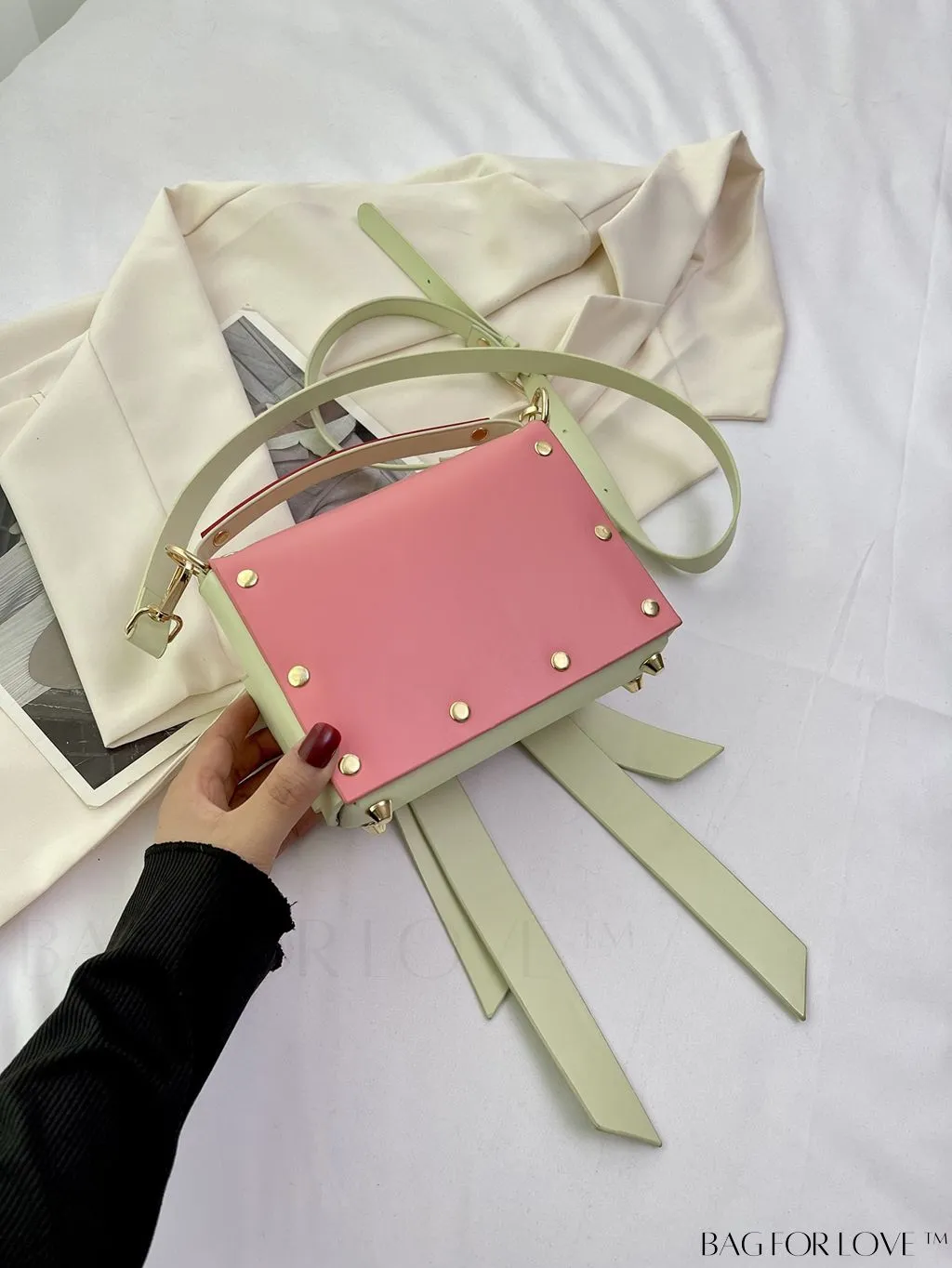 BagForLove - Chic Flap Handbag with Bowknot Decoration and Adjustable Strap