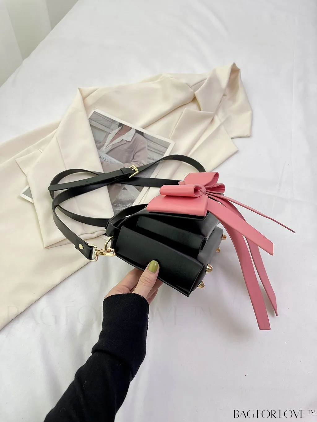 BagForLove - Chic Flap Handbag with Bowknot Decoration and Adjustable Strap