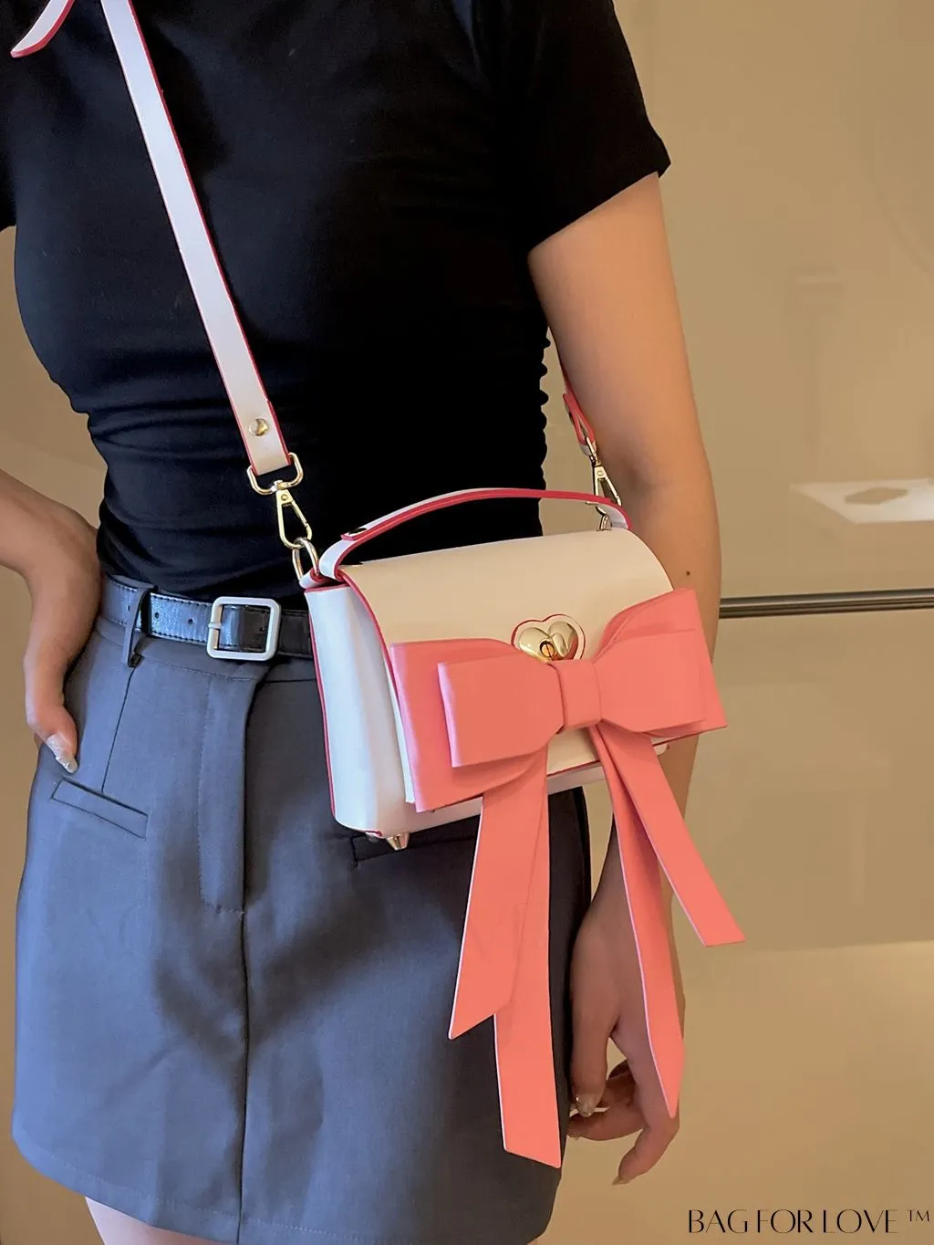 BagForLove - Chic Flap Handbag with Bowknot Decoration and Adjustable Strap