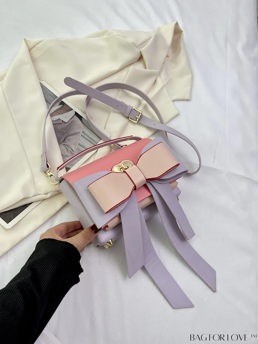 BagForLove - Chic Flap Handbag with Bowknot Decoration and Adjustable Strap