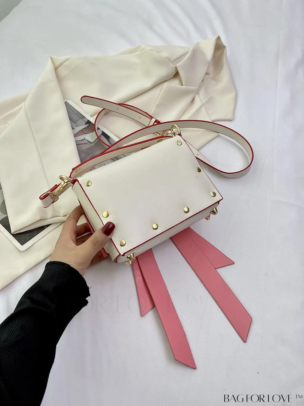 BagForLove - Chic Flap Handbag with Bowknot Decoration and Adjustable Strap