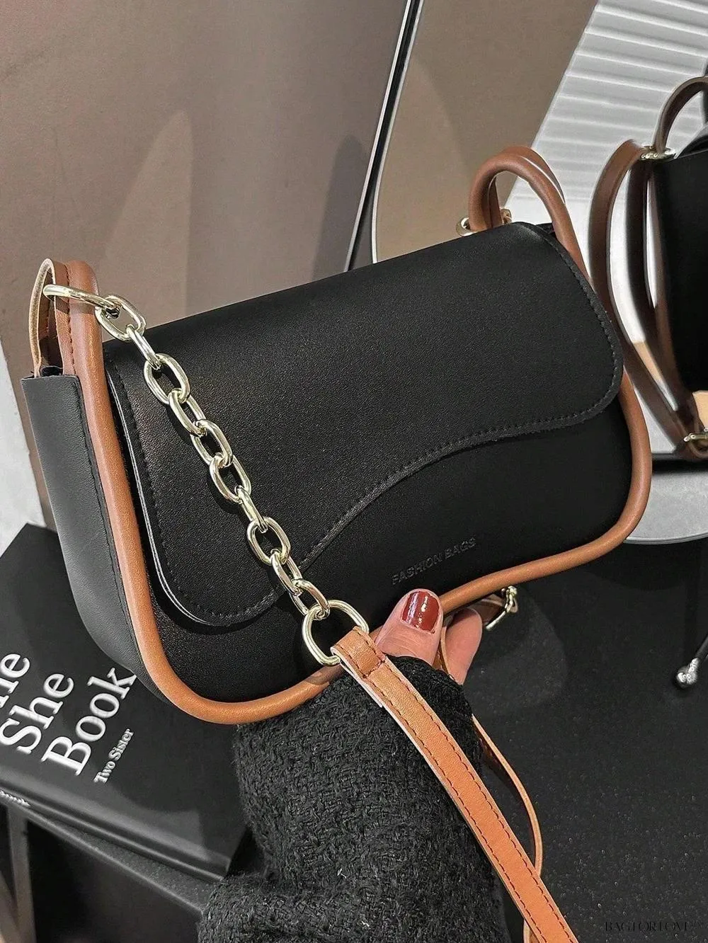 BagForLove - Versatile Shoulder Bag with Chain Straps