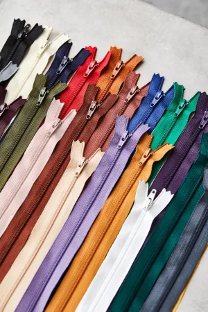 Basic coil zipper - 30 cm