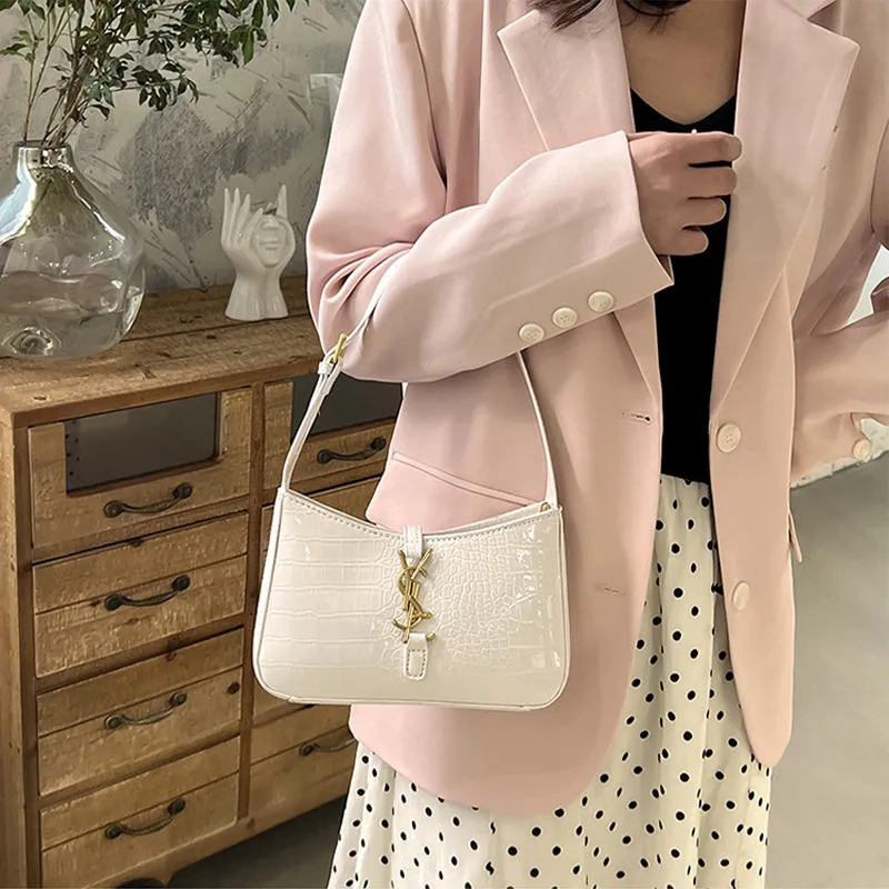 Fashionable simple shoulder bag