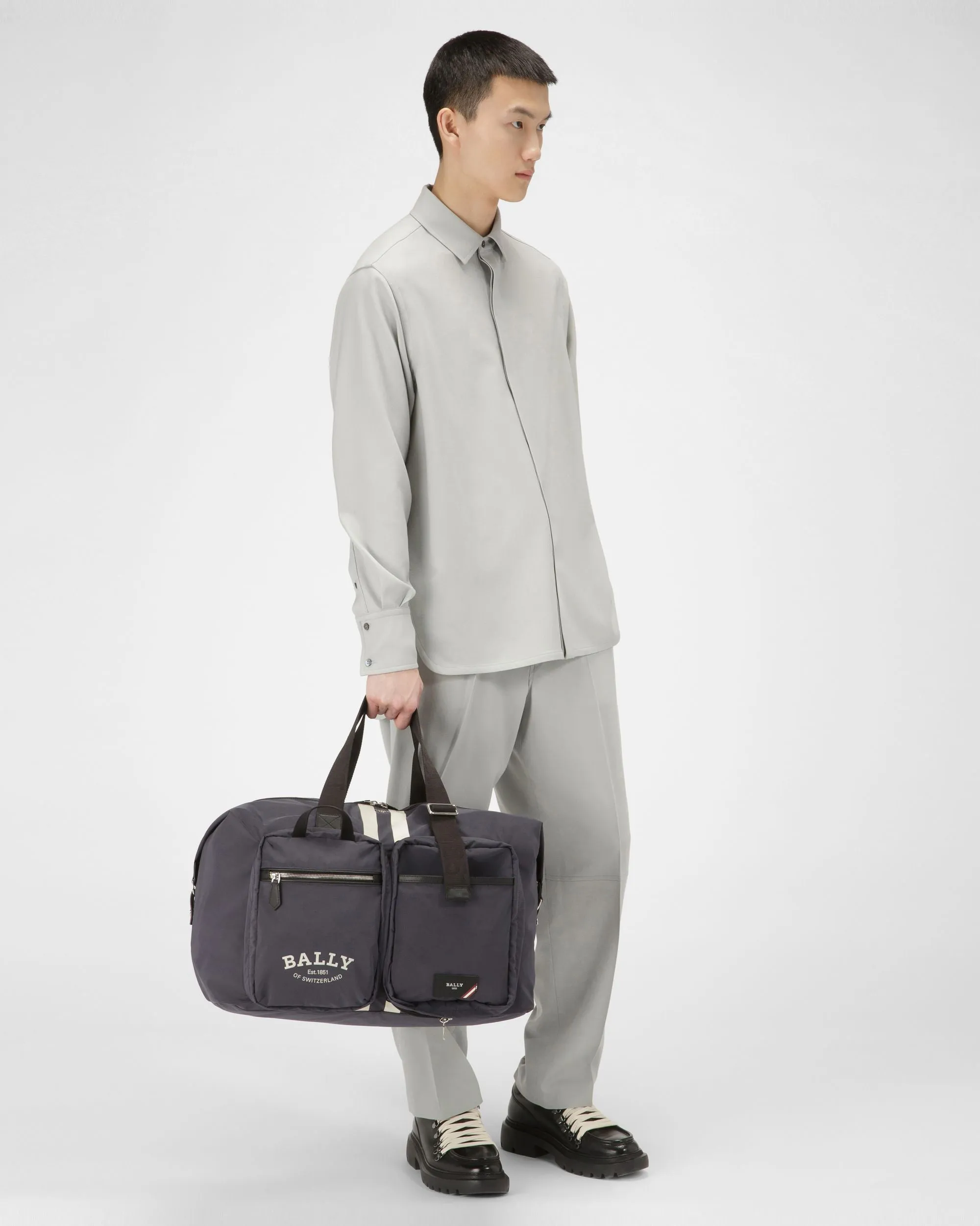 Fesder Nylon Weekender Bag In Navy