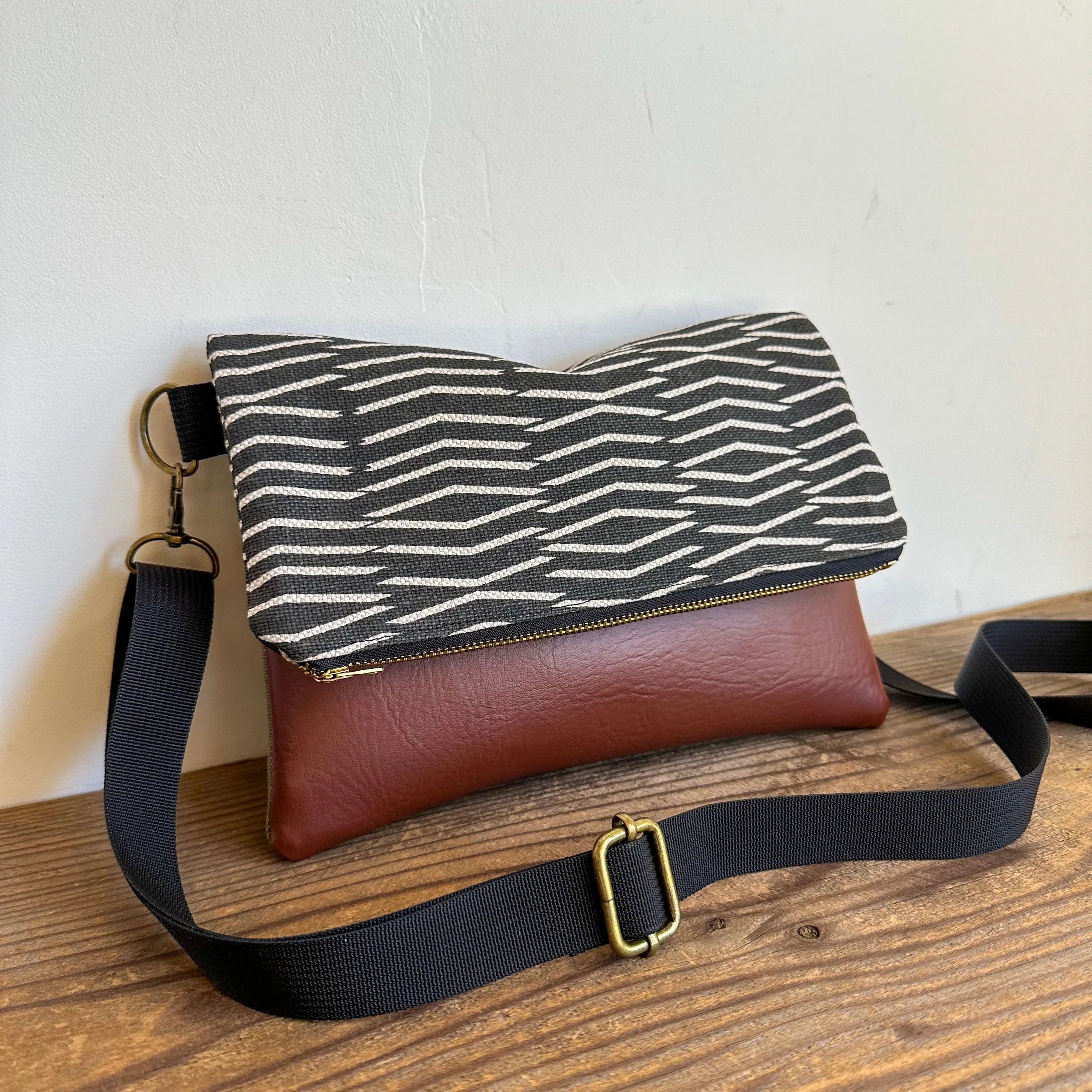 FOLDOVER CROSSBODY - DASH