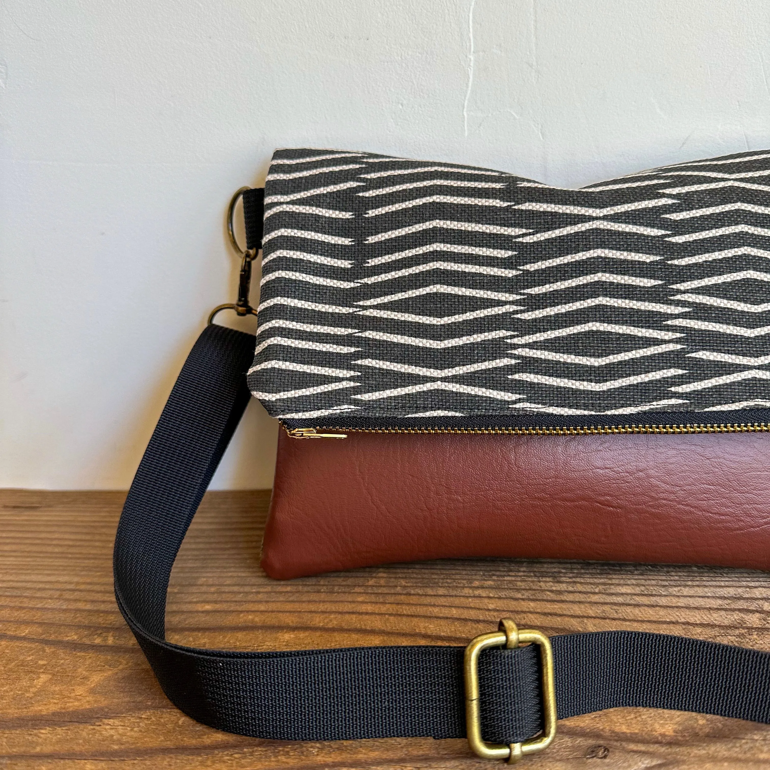 FOLDOVER CROSSBODY - DASH