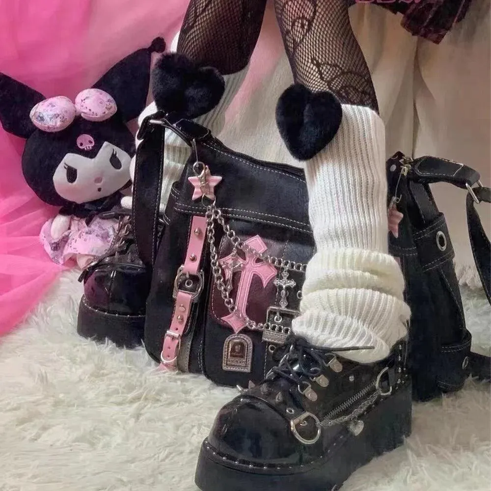 Hello Kitty Crossbody Bag