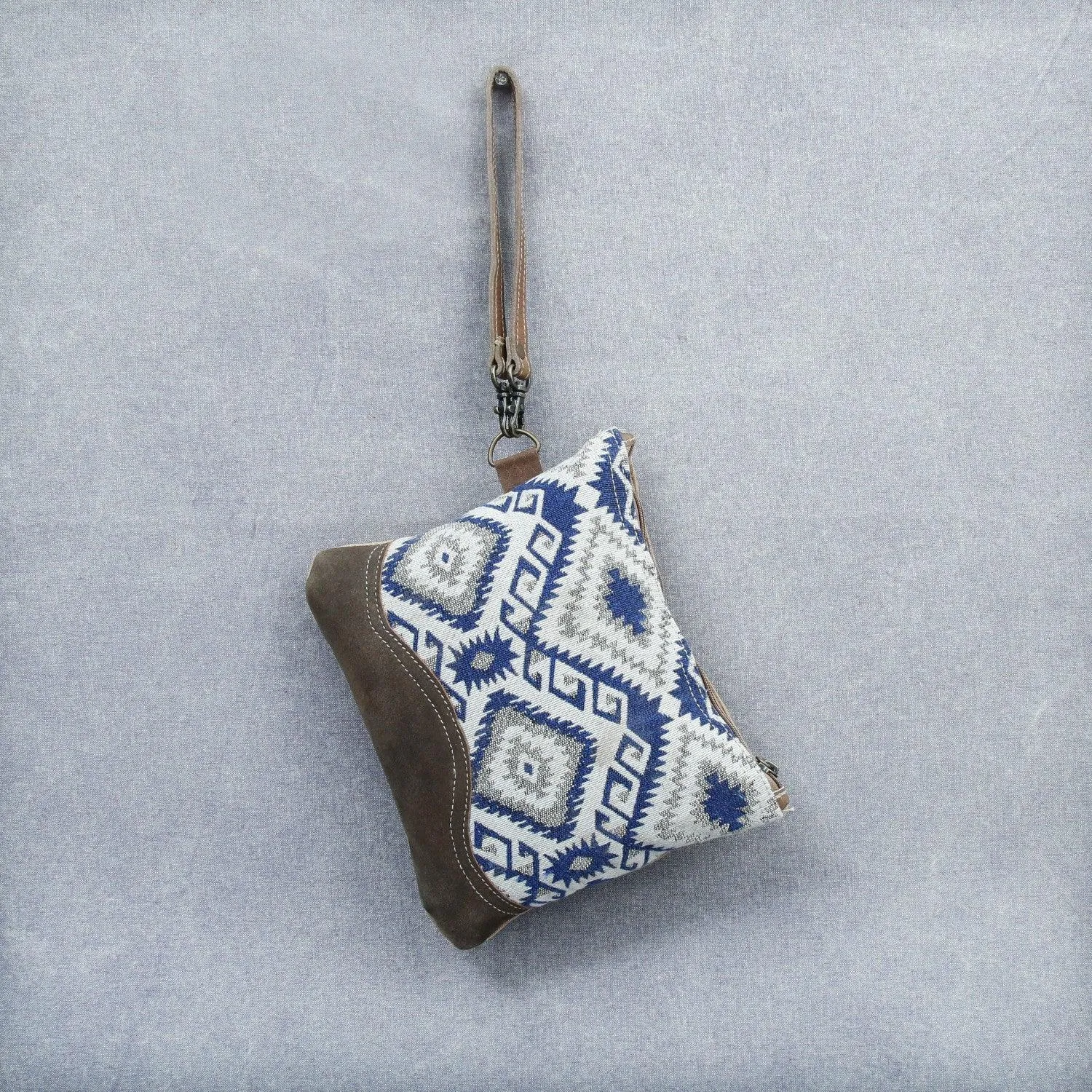 Kikon Pouch