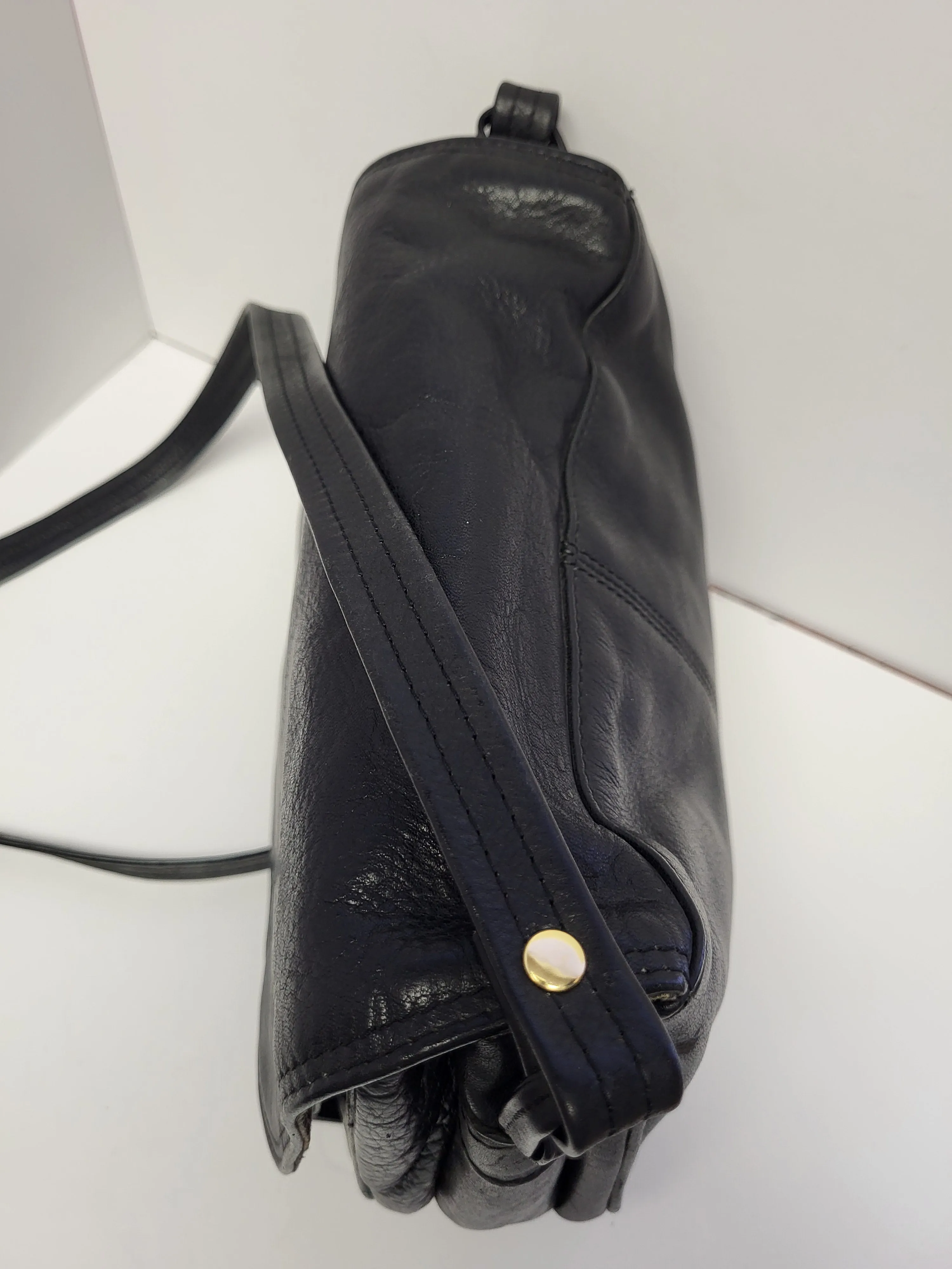 La Strada Black Leather Shoulder/Crossbody Bag