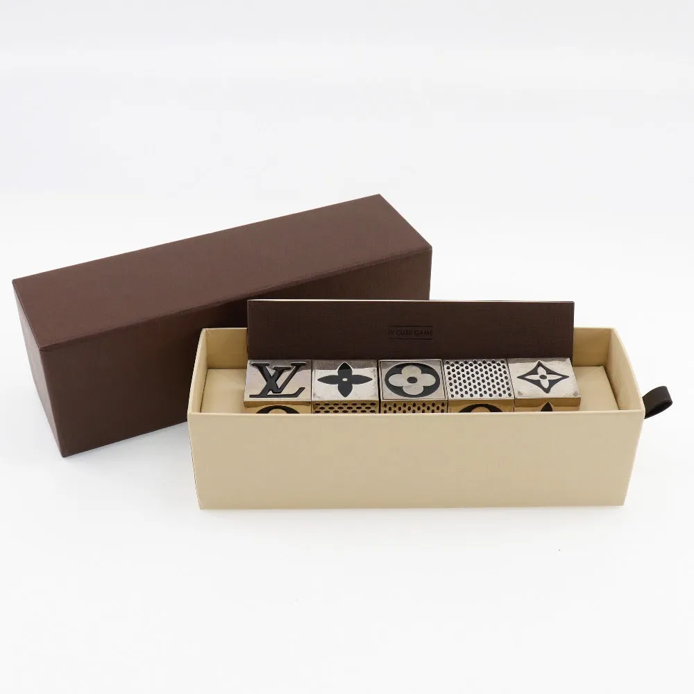 LOUIS VUITTON Other miscellaneous goods M99454 magnet Silver Table game Cube game mens() Used