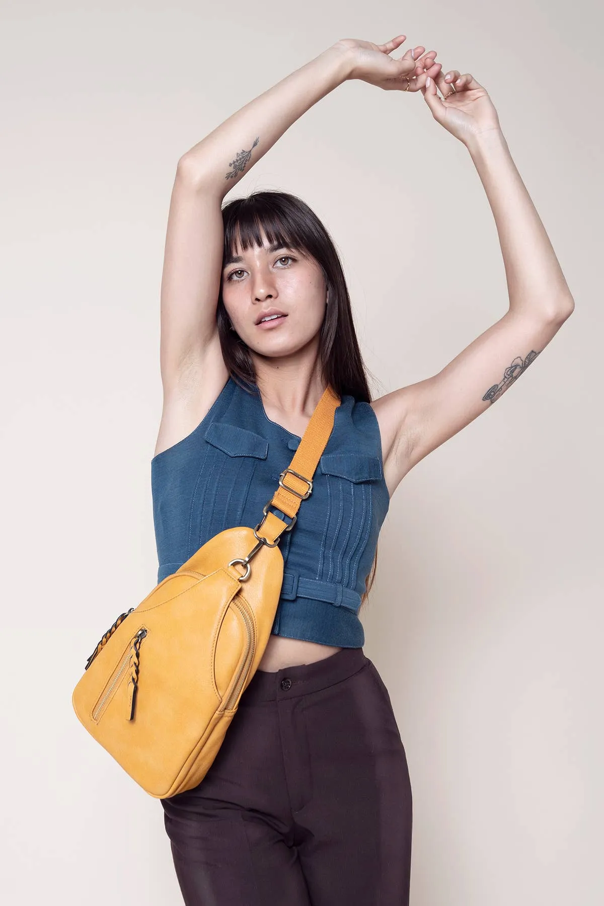M2342 Nikki Dual Compartment Sling Pack Bag: Bubblegum