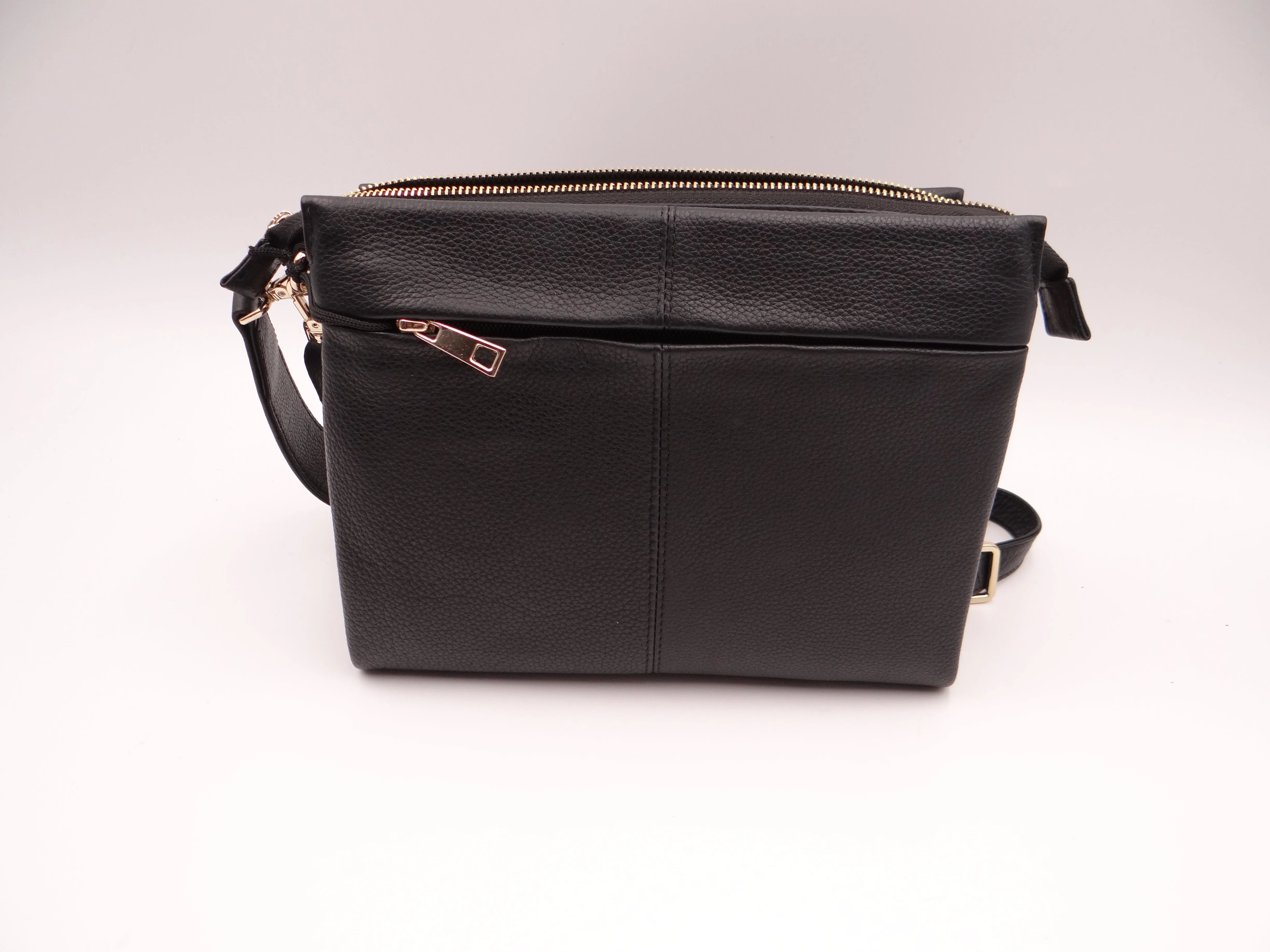 Medium CrossBody with Shoulder Strap