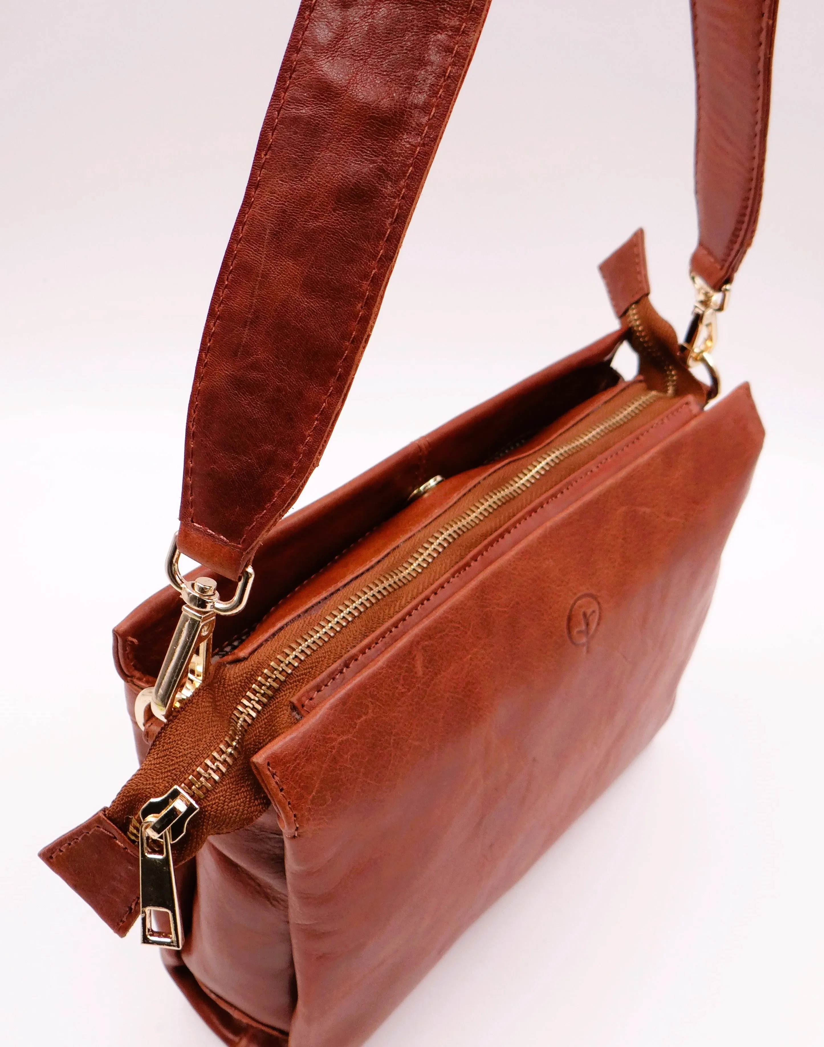 Medium CrossBody with Shoulder Strap