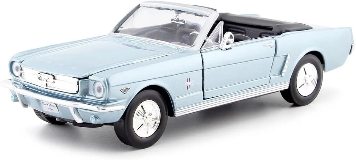 Motormax 1/24 Scale Diecast 1964 1/2 Ford Mustang Convertible in Color Light Blue
