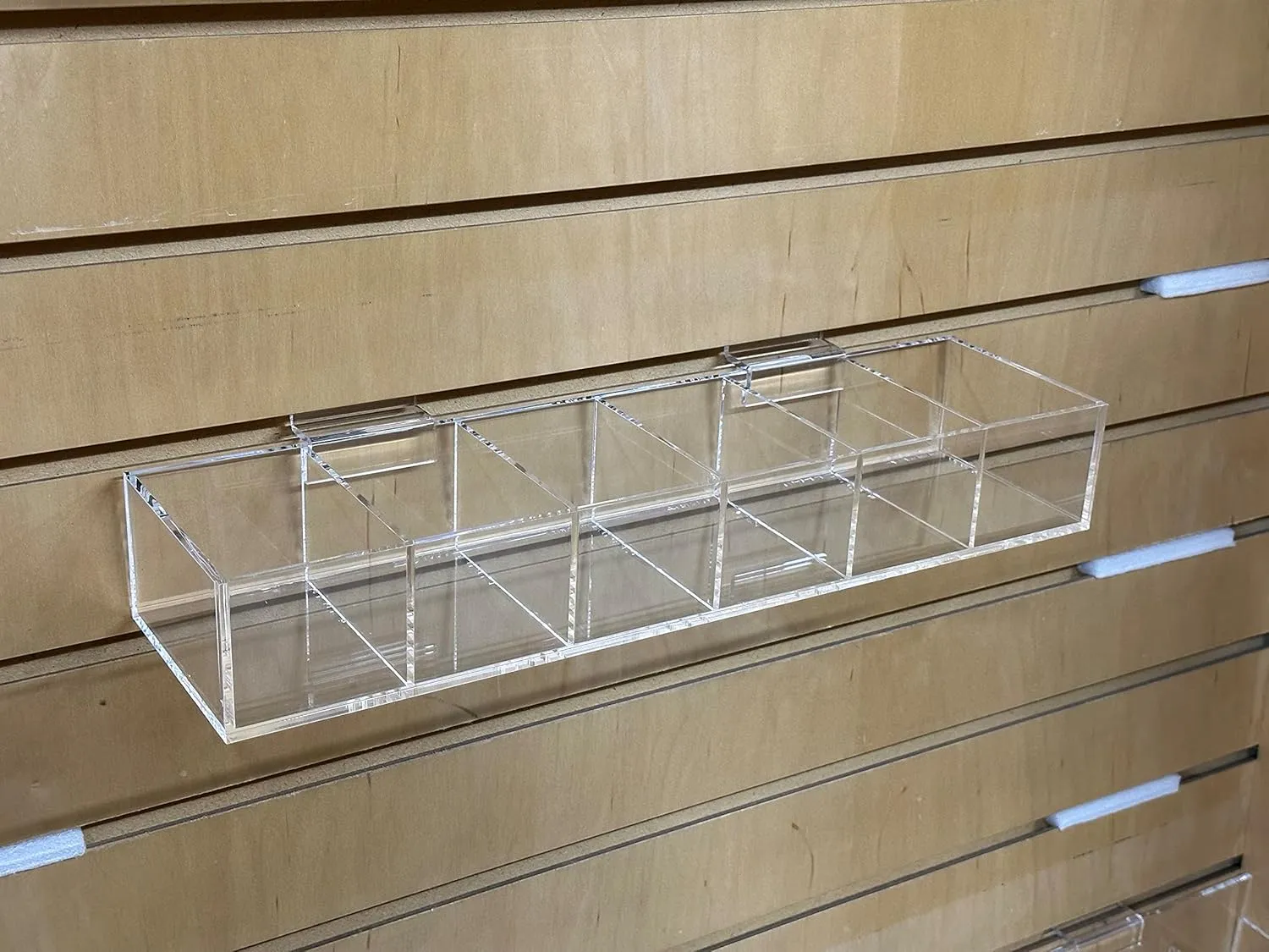 N N’icePackaging – 1 Qty – 6 Bin Acrylic Slatwall Display – Multi-Compartment 2.25” Deep – for Stores/Sales/Showcase/Merchandise/Bargain Items/Candy (6 Bins)