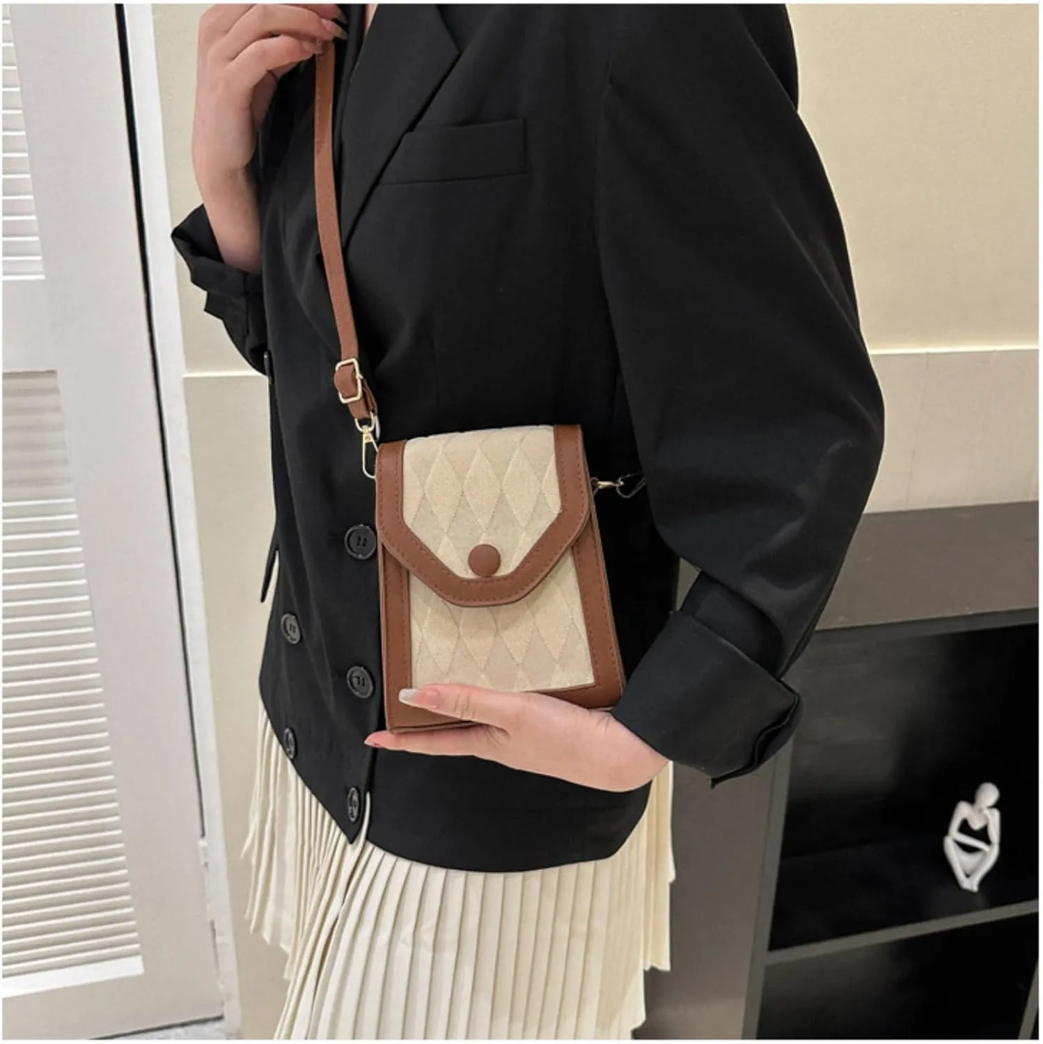 Retro Crossbody Bag, Vintage Shoulder Bag, Small Handbag, Pu Crossbody Bag for Women, Trendy Square Mini Purse (beige)