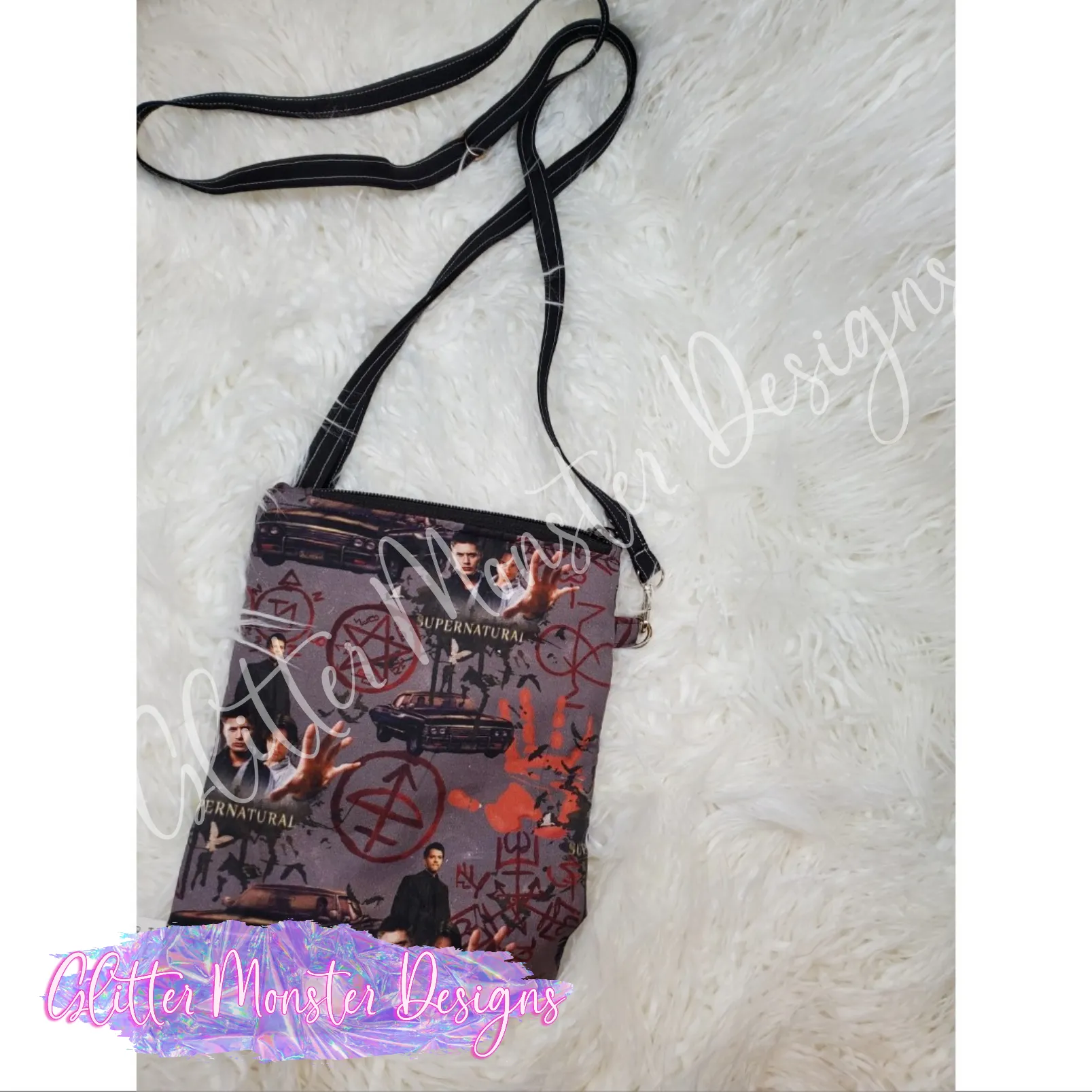 Simple Box crossbody