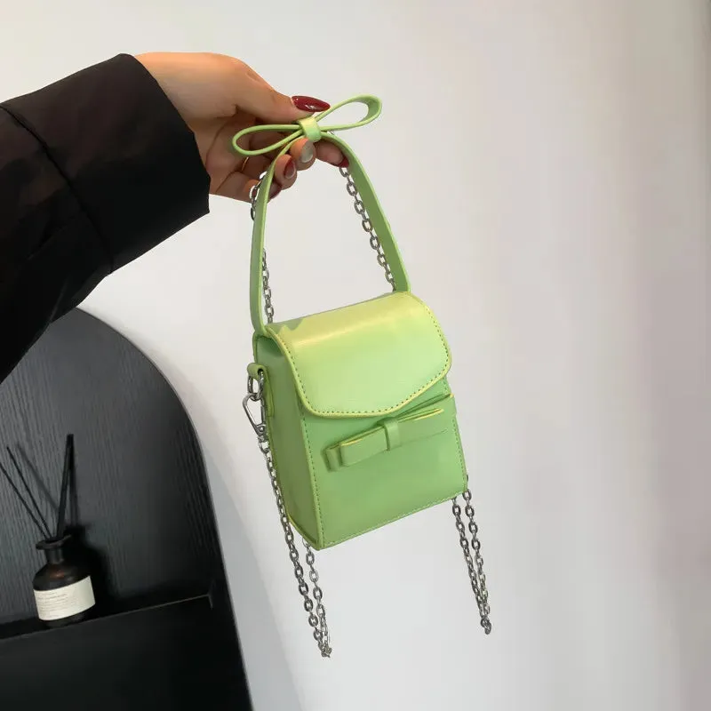 Simple Chain Crossbody Bag