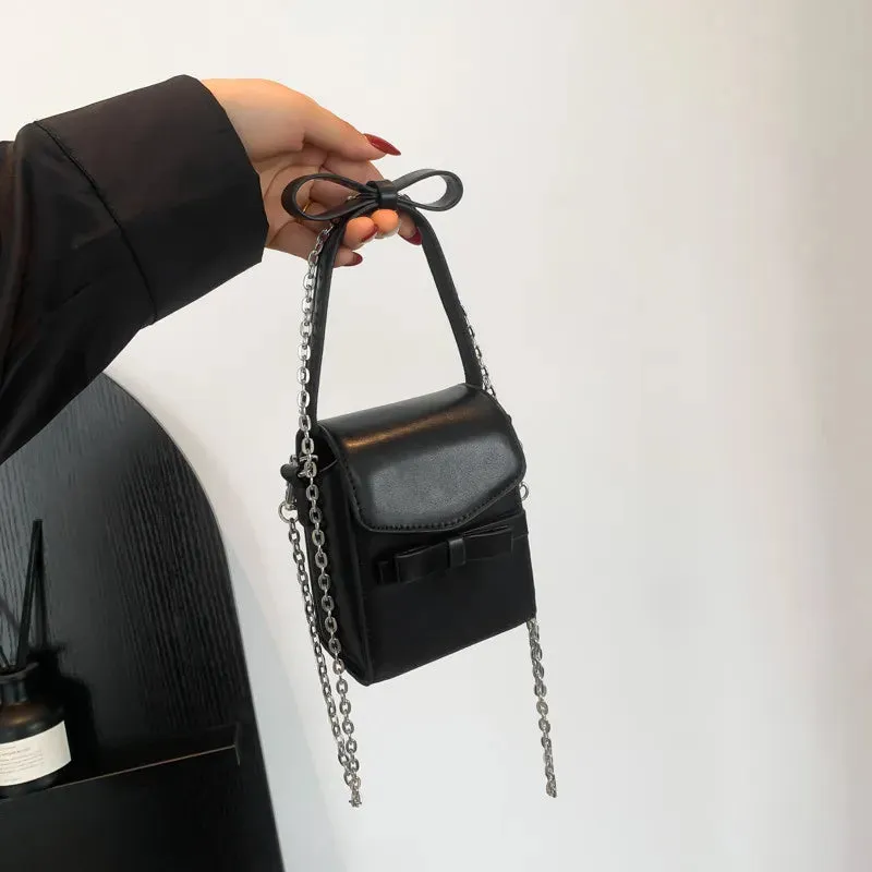 Simple Chain Crossbody Bag