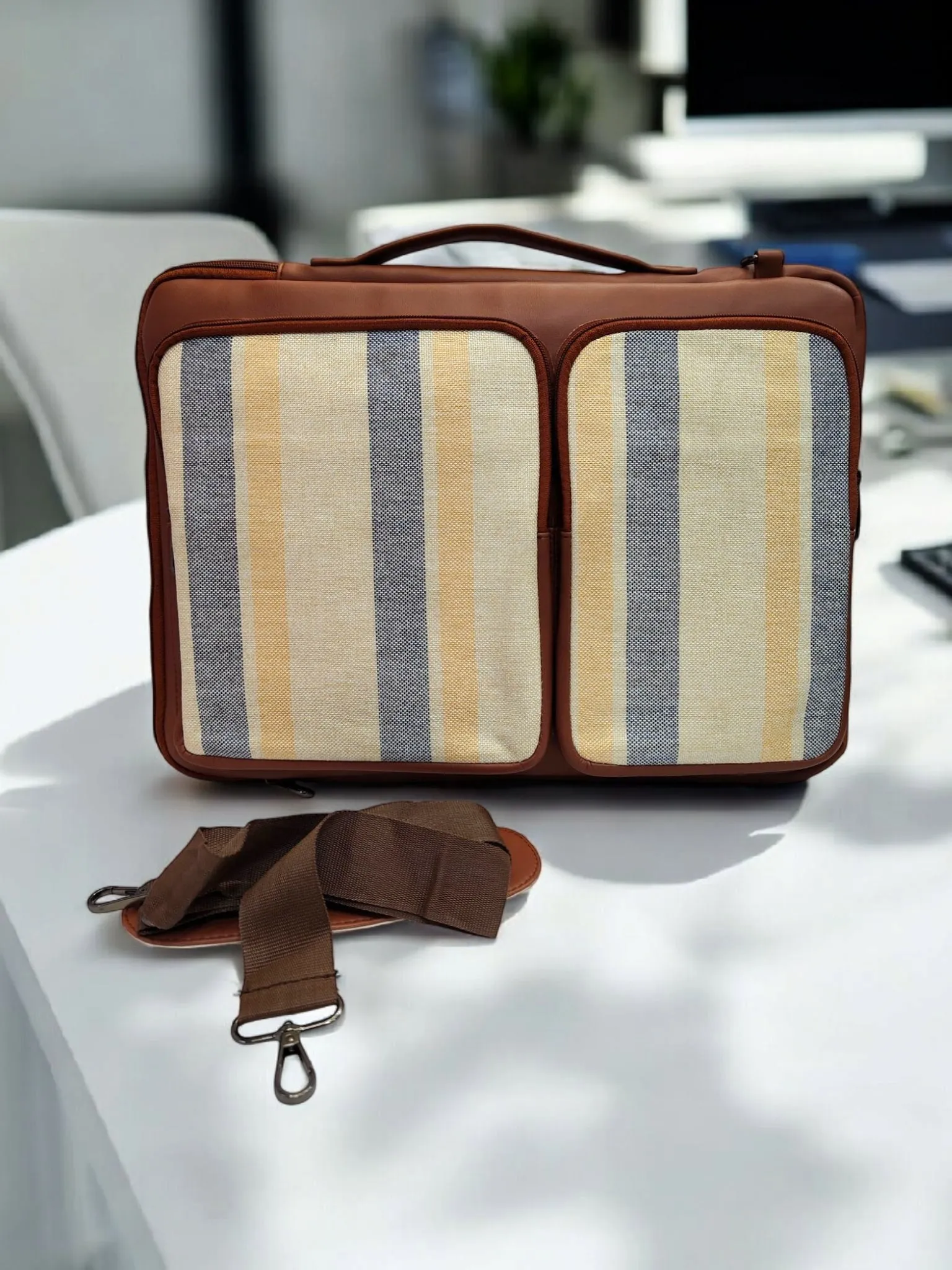 The Sleek Laptop Bag