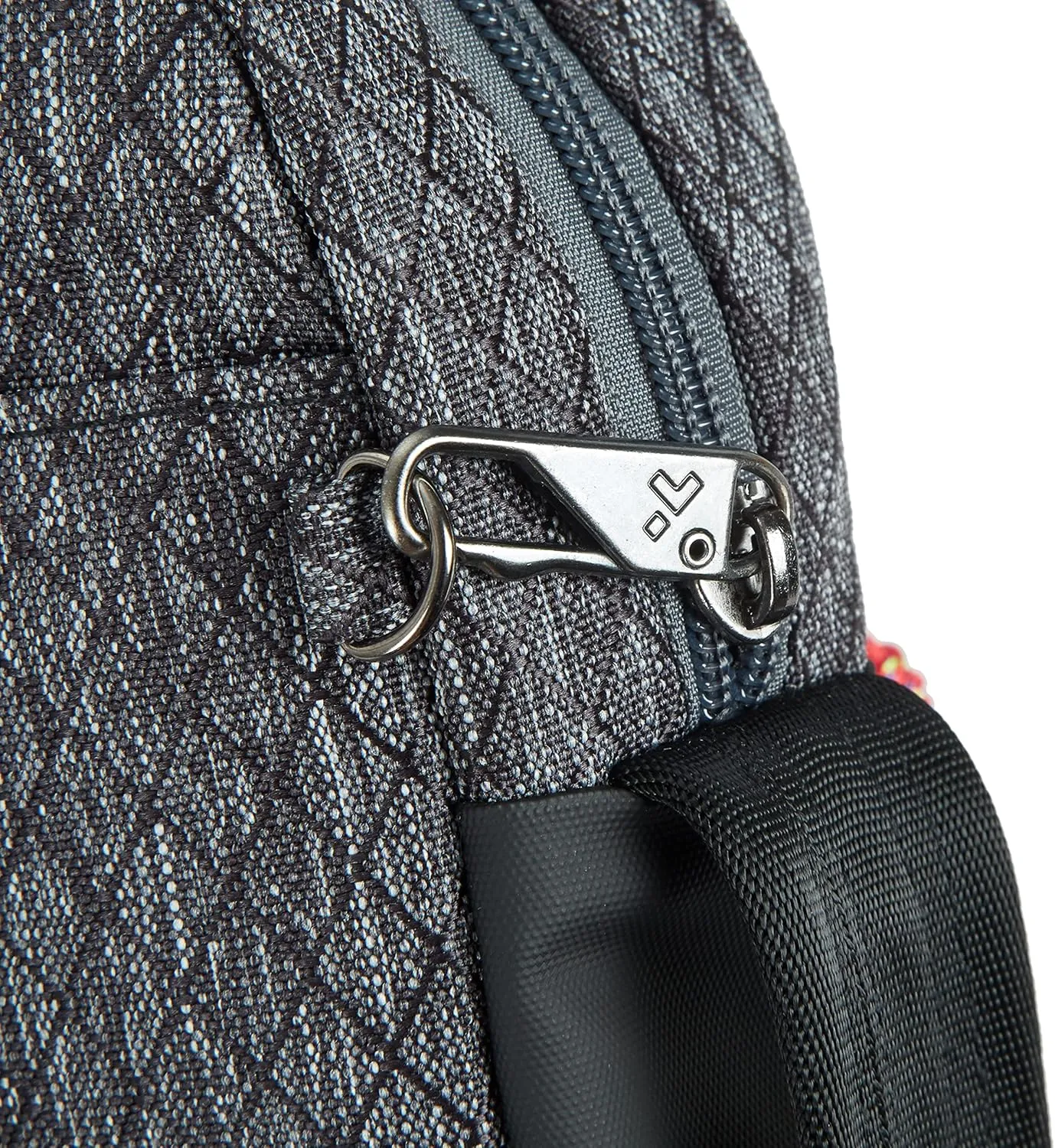 Travelon Anti-Theft Greenlander Small Crossbody
