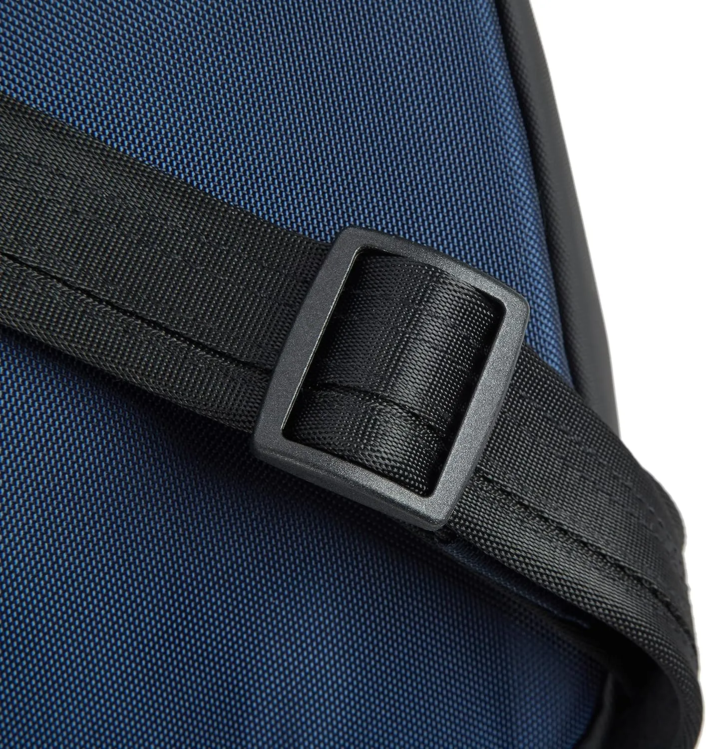 Travelon Anti-Theft Greenlander Small Crossbody