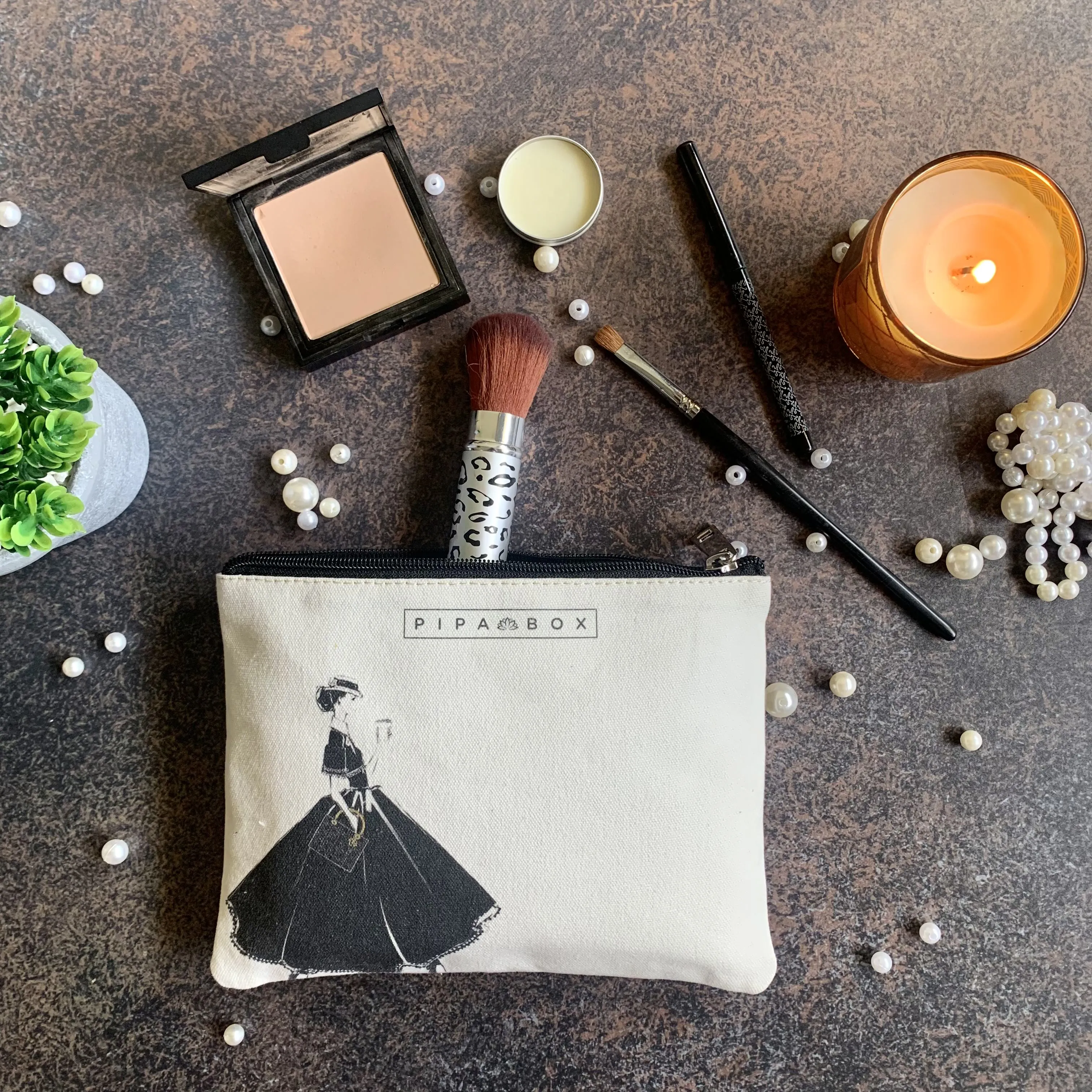 Vision en Noir - Canvas Pouch
